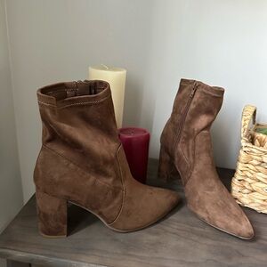 Old Navy Brown Suede Pointed Toe Block Heel Ankle Boots